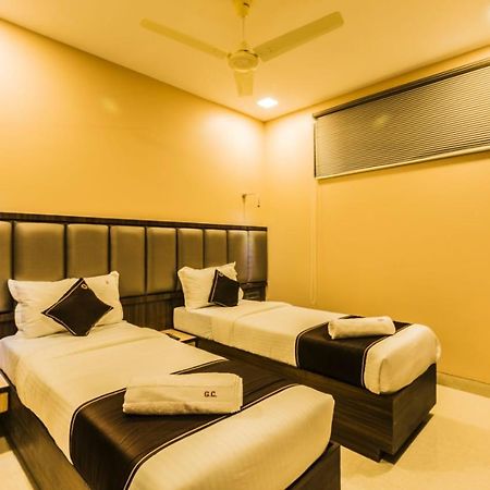 Hotel Golden Crown Βομβάη Εξωτερικό φωτογραφία