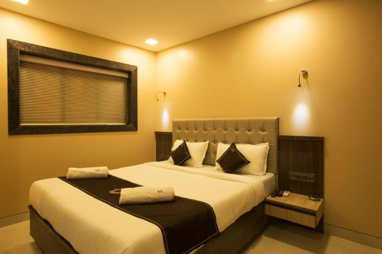 Hotel Golden Crown Βομβάη Εξωτερικό φωτογραφία