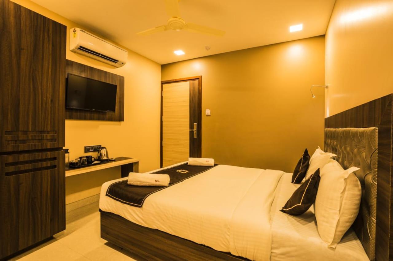 Hotel Golden Crown Βομβάη Εξωτερικό φωτογραφία