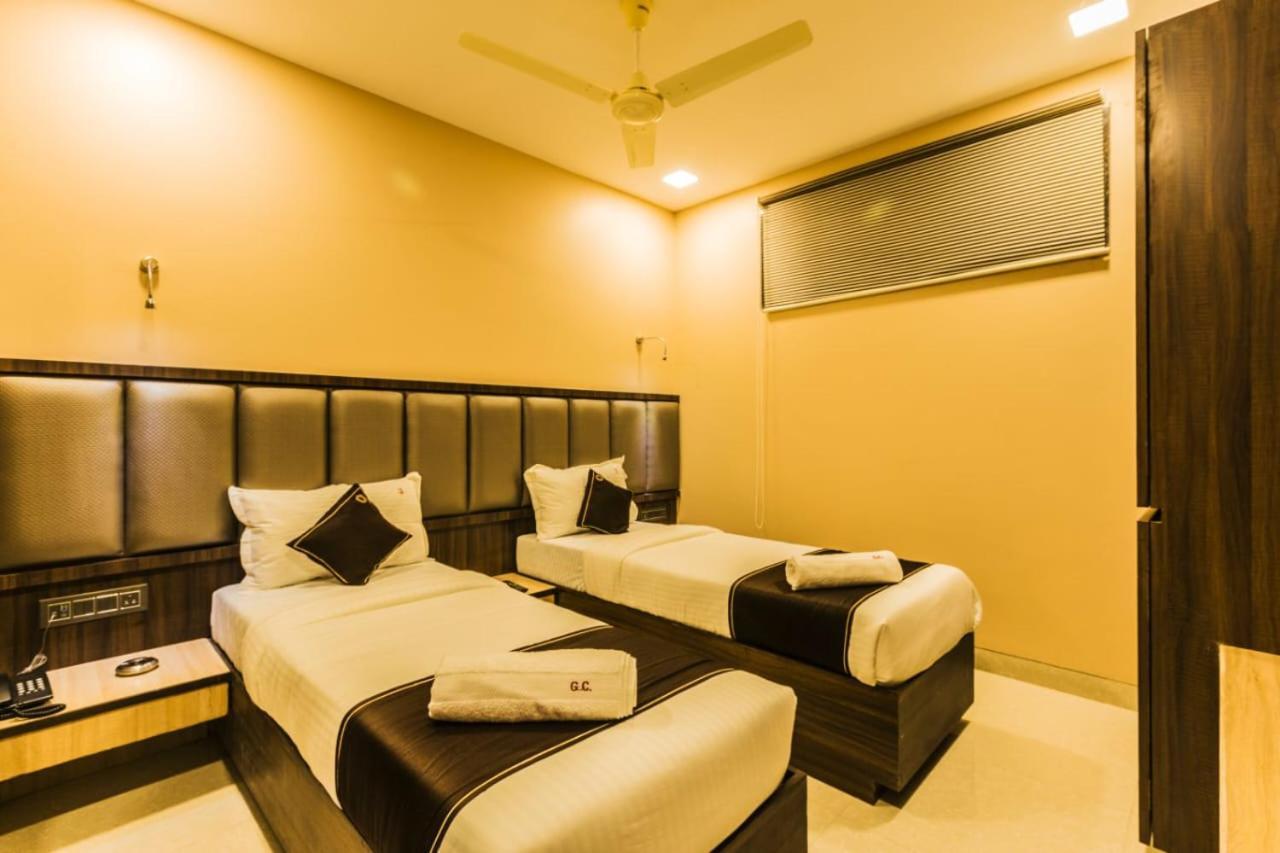 Hotel Golden Crown Βομβάη Εξωτερικό φωτογραφία